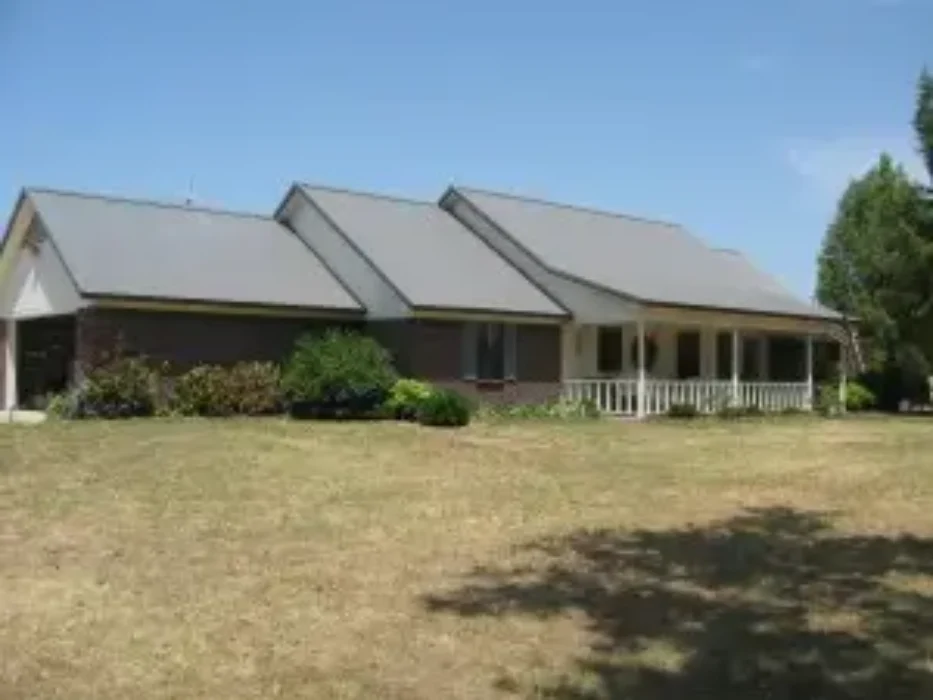 Charcoal Grey Metal Roof | De Kalb Texas